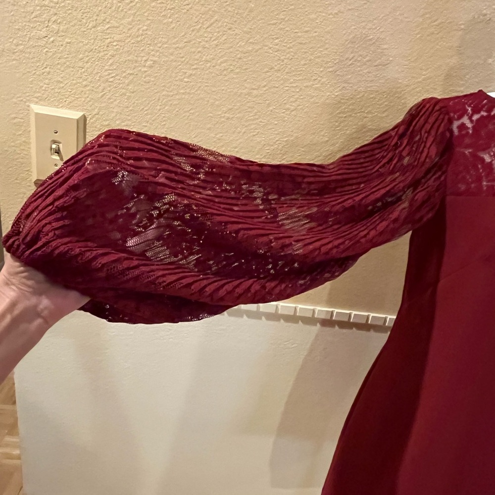 White House Black Market burgundy dress w/ pleated lace sleeves & neckline. S - Picture 5 of 14